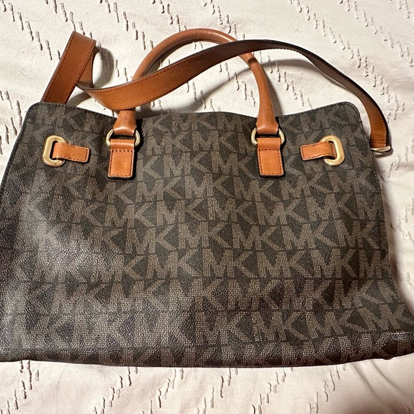 Michael Kors Purse - Picture 2 of 2